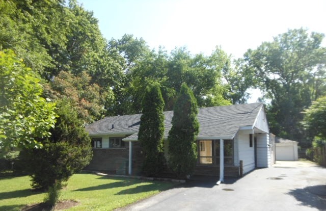 15431 Hamlin Ave, Markham, IL 60428 photo 1