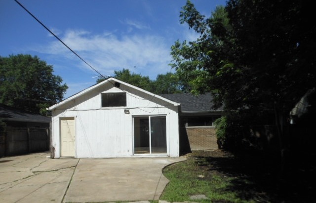 15431 Hamlin Ave, Markham, IL 60428 photo 4