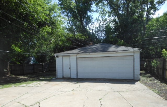 15431 Hamlin Ave, Markham, IL 60428 photo 2