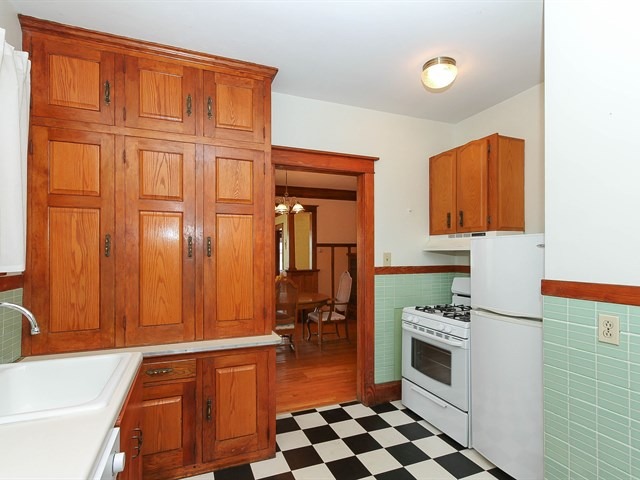 476 Ann St, Elgin, IL 60120 photo 12