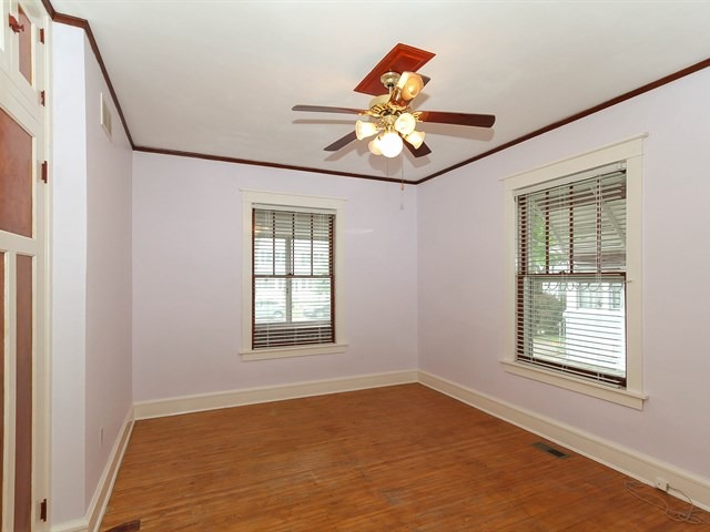 476 Ann St, Elgin, IL 60120 photo 13
