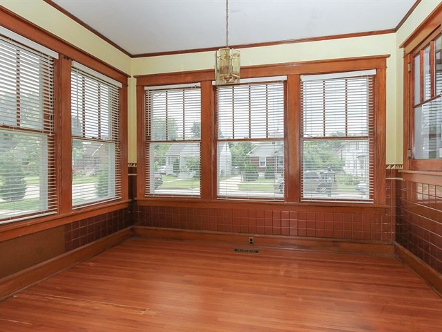 476 Ann St, Elgin, IL 60120 photo 4