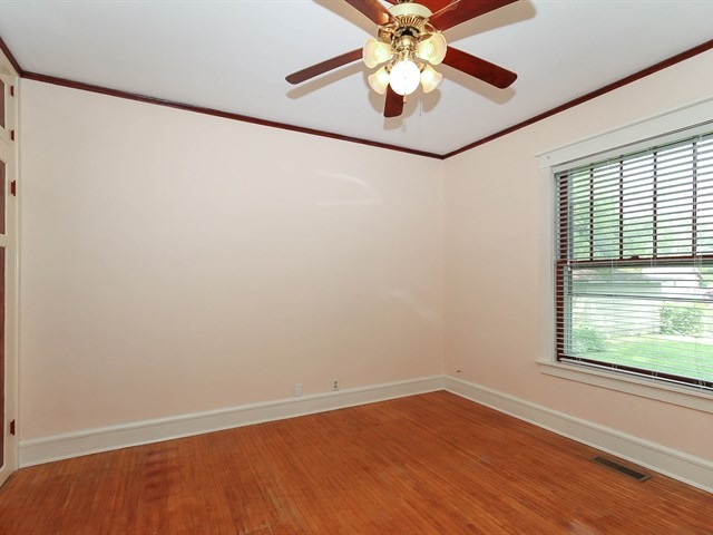 476 Ann St, Elgin, IL 60120 photo 16