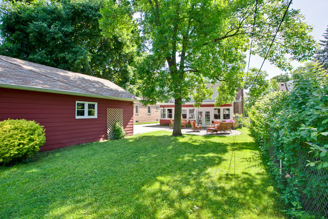 108 N Maple St, Mount Prospect, IL 60056 photo 25