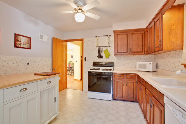 108 N Maple St, Mount Prospect, IL 60056 photo 15