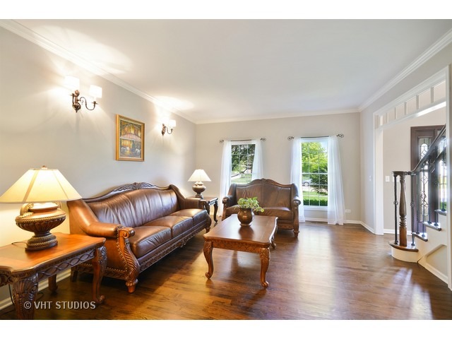 3708 Grassmere Rd, Naperville, IL 60564 photo 3