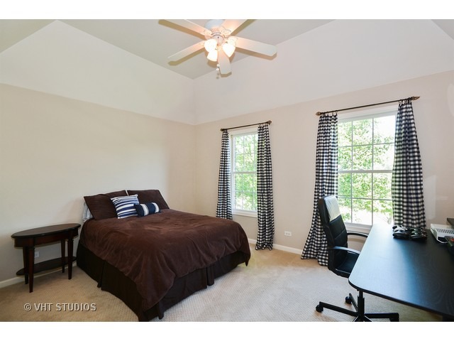 3708 Grassmere Rd, Naperville, IL 60564 photo 17