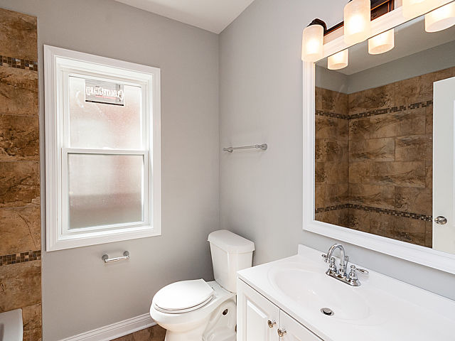 1647 E 84th St, Chicago, IL 60617 photo 5