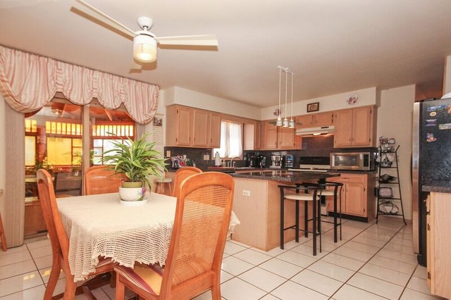 615 Greenview Ln, Wheeling, IL 60090 photo 10