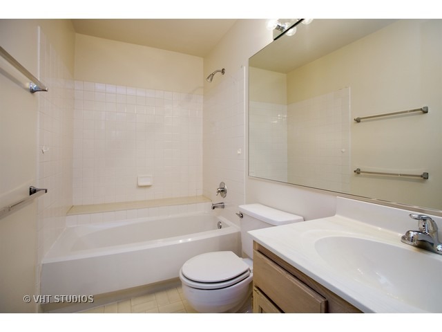 1508 Diamond Dr, Hoffman Estates, IL 60192 photo 13