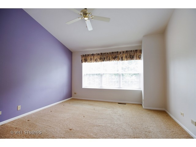 1508 Diamond Dr, Hoffman Estates, IL 60192 photo 9