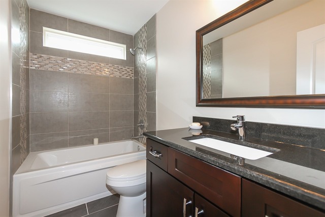 695 Biltmore Dr, Bartlett, IL 60103 photo 21