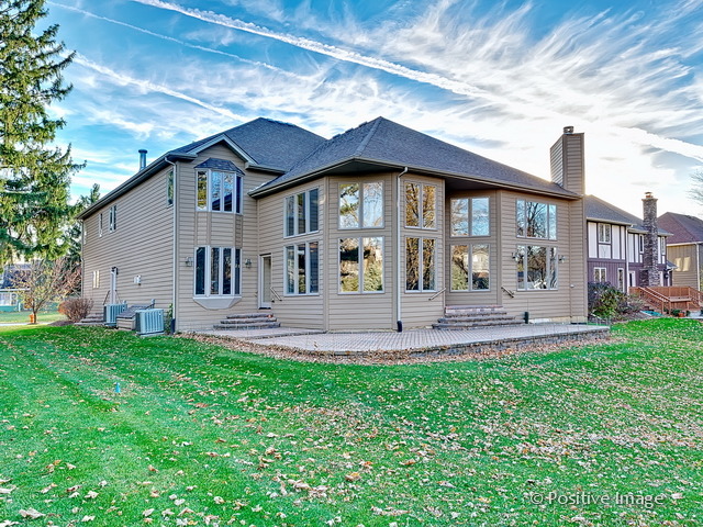 745 E Bauer Rd, Naperville, IL 60563 photo 23