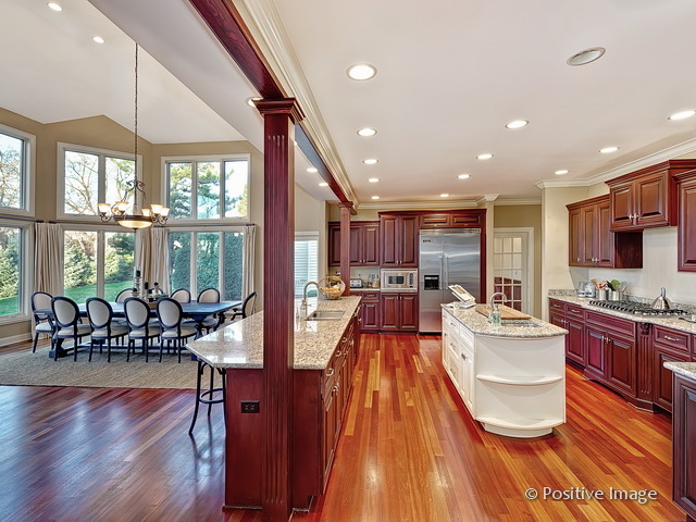 745 E Bauer Rd, Naperville, IL 60563 photo 9
