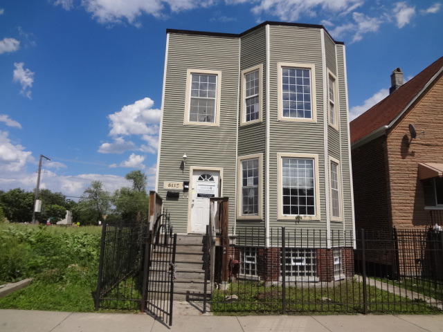 5113 S May St, Chicago, IL 60609 photo 1