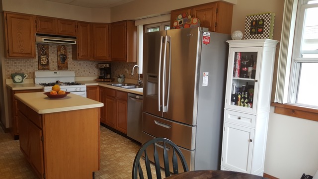 1021 Walter Ave, Des Plaines, IL 60016 photo 6