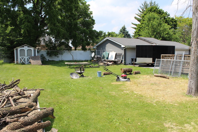 682 Dickie Ave, Elgin, IL 60120 photo 23