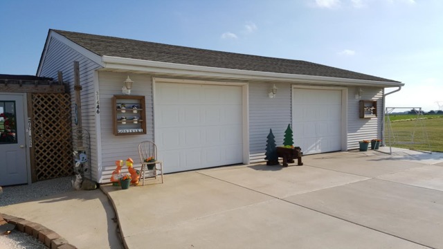 31446 S Yates Ave, Beecher, IL 60401 photo 4