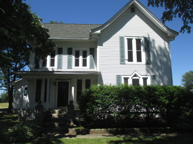 2007 Island Rd, Harvard, IL 60033 photo 3