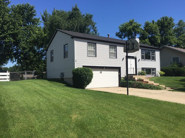21 Old Post Rd, Montgomery, IL 60538 photo 2