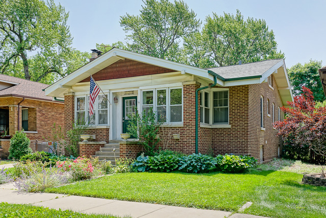 2265 W 111th Pl, Chicago, IL 60643 photo 1