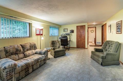 988 Hillcrest Rd, Elgin, IL 60123 photo 16