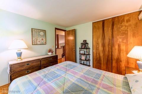 988 Hillcrest Rd, Elgin, IL 60123 photo 13