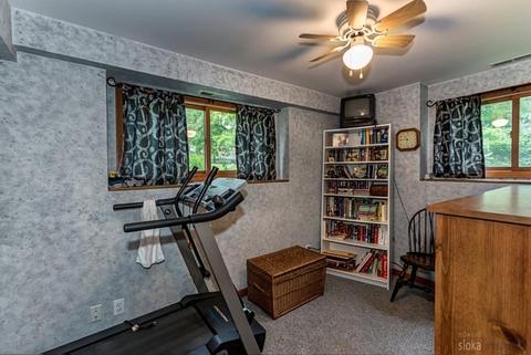 988 Hillcrest Rd, Elgin, IL 60123 photo 17
