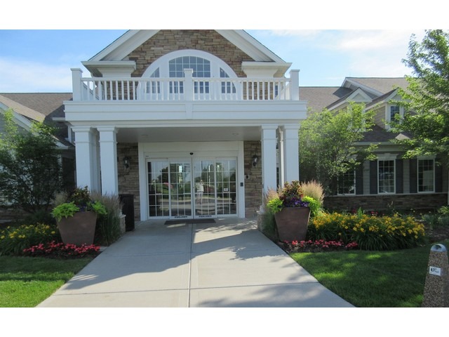 2819 Beacon Point Cir, Elgin, IL 60124 photo 12