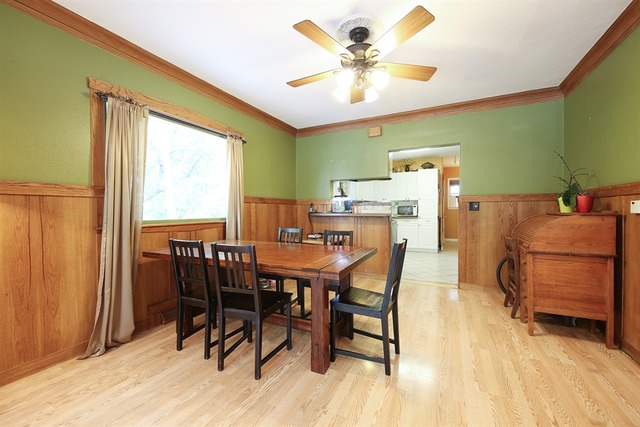 8136 Christie Ave, Lyons, IL 60534 photo 4