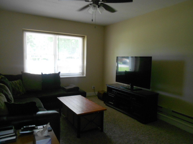 2 Shell Ct, Oswego, IL 60543 photo 4