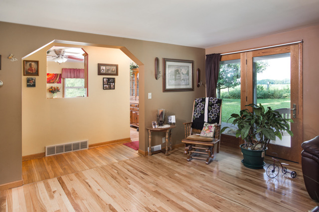 2489 E 1150th Rd, Mcnabb, IL 61335 photo 4