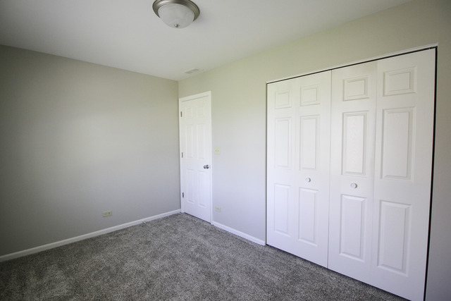 4002 Owl Dr, Rolling Meadows, IL 60008 photo 11