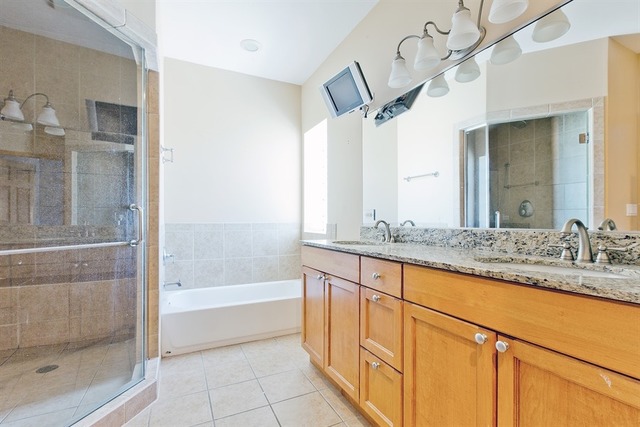 2828 S Lock St, Chicago, IL 60608 photo 12