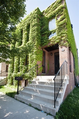 2828 S Lock St, Chicago, IL 60608 photo 1