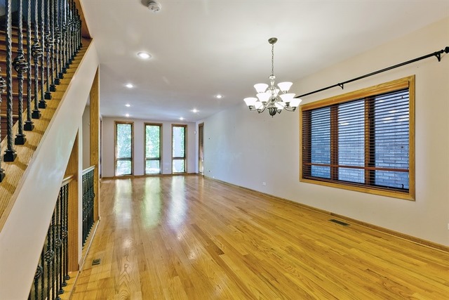 2828 S Lock St, Chicago, IL 60608 photo 7