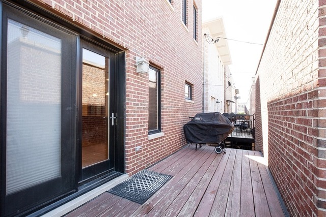 2828 S Lock St, Chicago, IL 60608 photo 19
