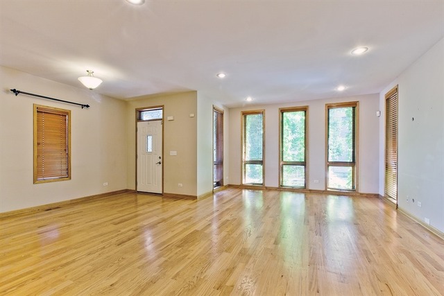 2828 S Lock St, Chicago, IL 60608 photo 3