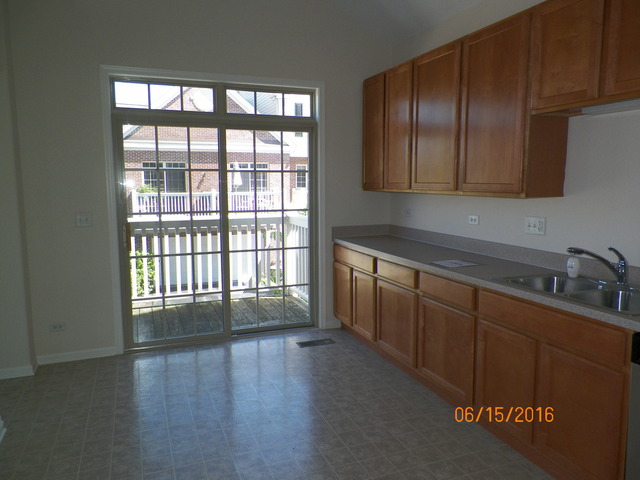 479 Prestwick Ln, Wheeling, IL 60090 photo 6