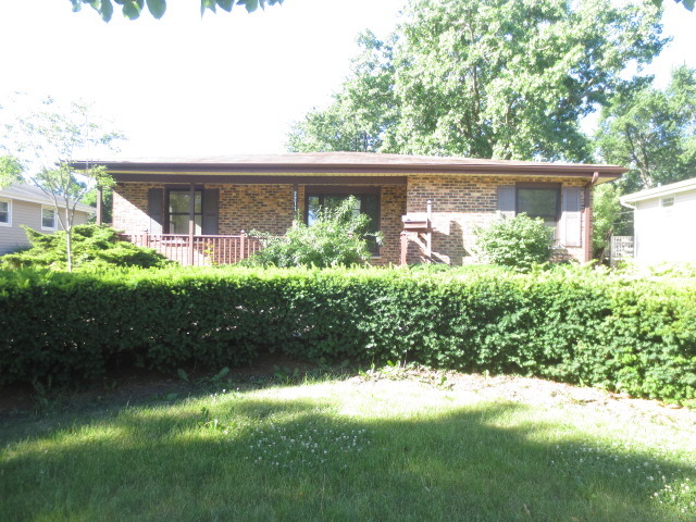 2211 Oak Ln, Rolling Meadows, IL 60008 photo 1