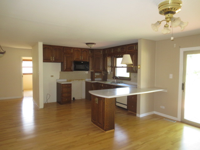 2211 Oak Ln, Rolling Meadows, IL 60008 photo 11