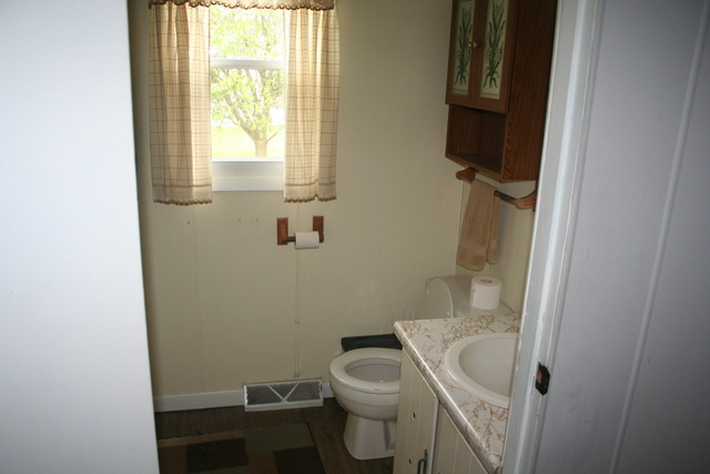 841 S Poplar Ave, Kankakee, IL 60901 photo 8