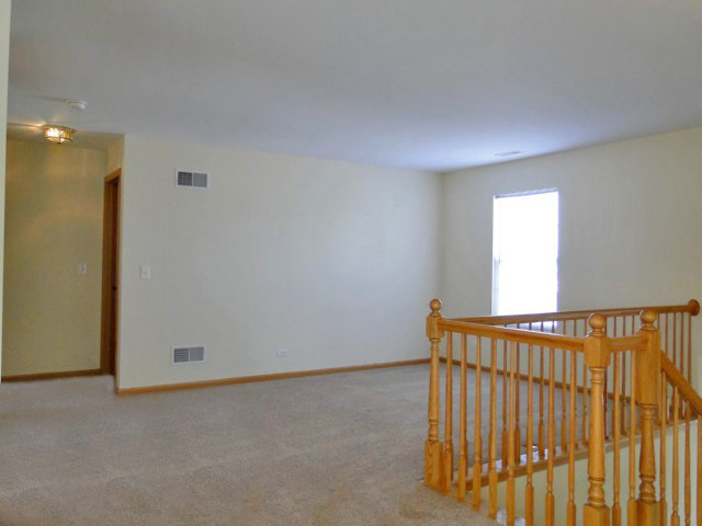 1585 Millbrook Dr, Algonquin, IL 60102 photo 7