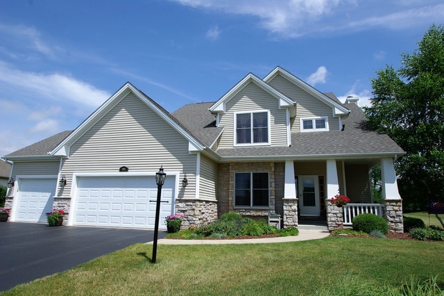 7998 Joy Ln, Roscoe, IL 61073 photo 1