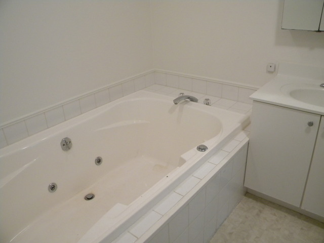 32 Timber Ter, Cary, IL 60013 photo 13