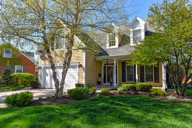 1611 E Illinois St, Wheaton, IL 60187 photo 1