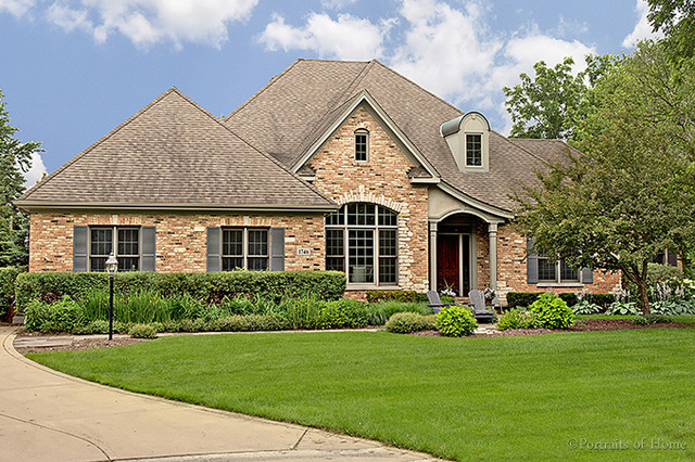 1746 Kay Rd, Wheaton, IL 60187 photo 1