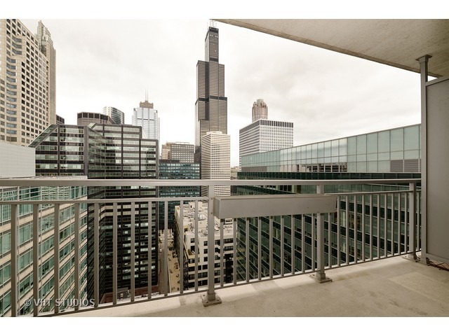 125 S Jefferson St #2505, Chicago, IL 60661 photo 8