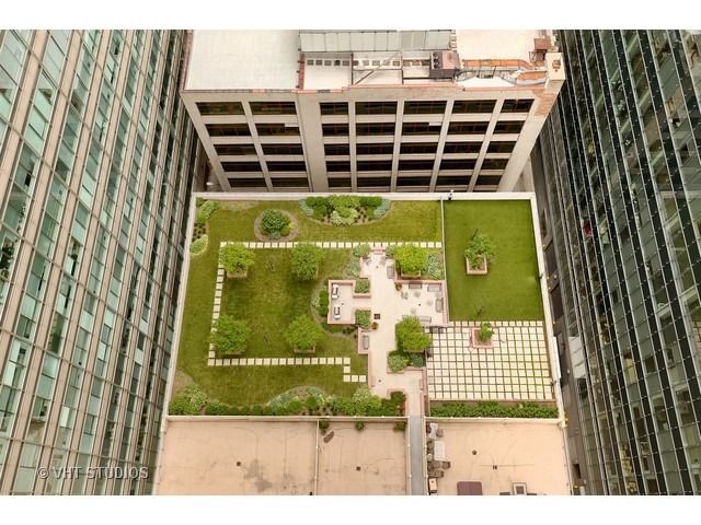 125 S Jefferson St #2505, Chicago, IL 60661 photo 10
