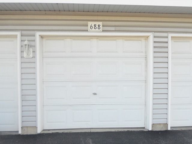 688 Drae Ct #2, Wheeling, IL 60090 photo 10